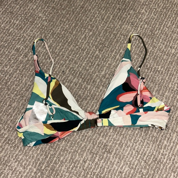 O’Neill floral bikini top - Picture 2 of 3